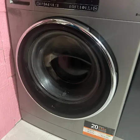 Jacuzzicastillacentro 아파트 *