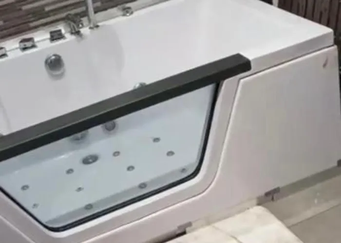 Jacuzzicastillacentro Бургос